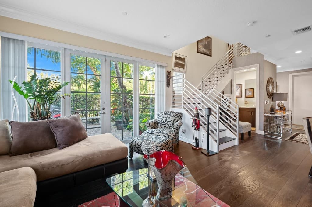 1127 NE 18th Avenue 1127 - Photo 8