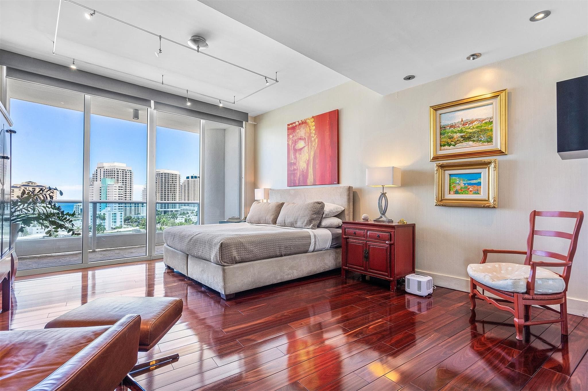 715 Bayshore 1004 - Photo 11