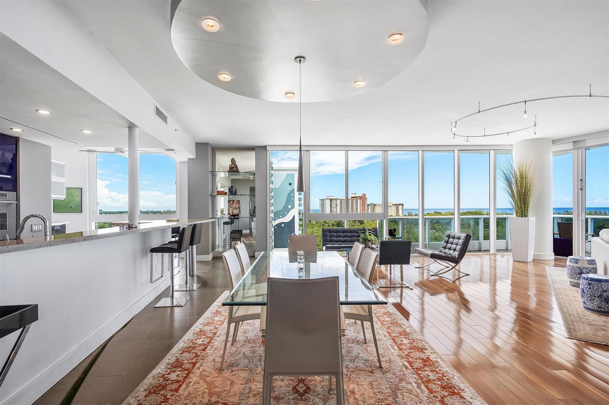 715 Bayshore 1004 - Photo 26