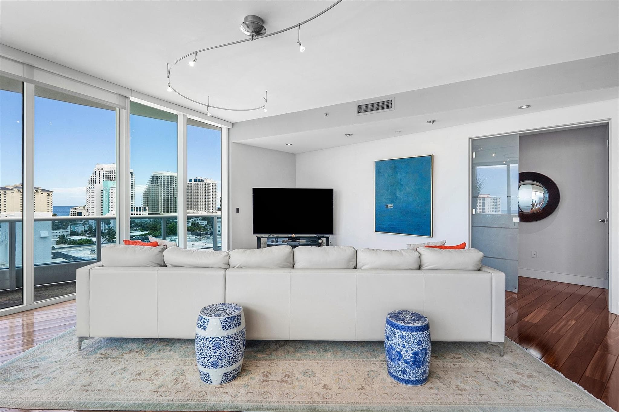 715 Bayshore 1004 - Photo 29