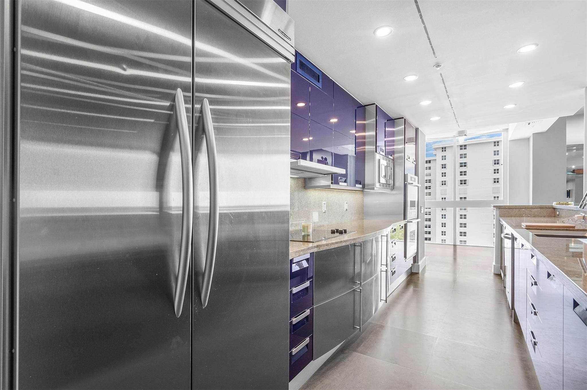 715 Bayshore 1004 - Photo 34