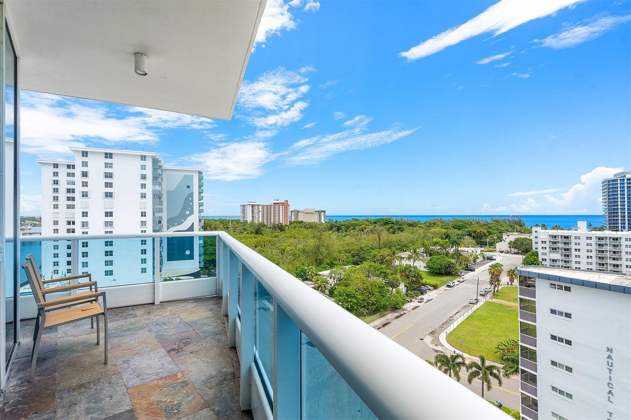 715 Bayshore 1004 - Photo 50