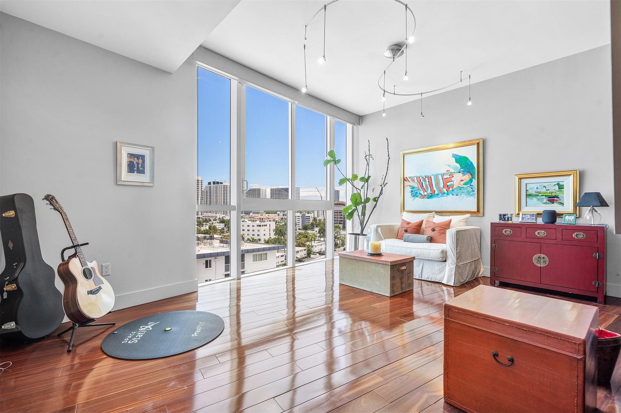 715 Bayshore 1004 - Photo 7