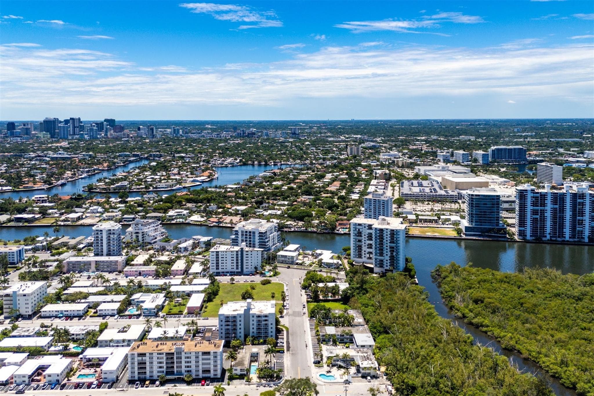 715 Bayshore 1004 - Photo 81