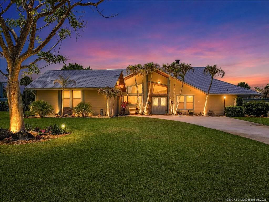 841 SW Catalina Street - Photo 3