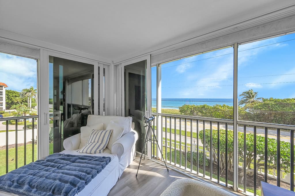 2871 N Ocean Boulevard - Photo 2