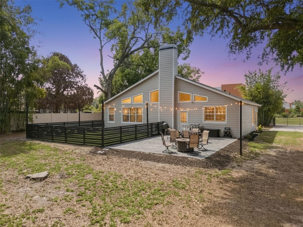 1825 DEMASTUS LANE - Photo 5