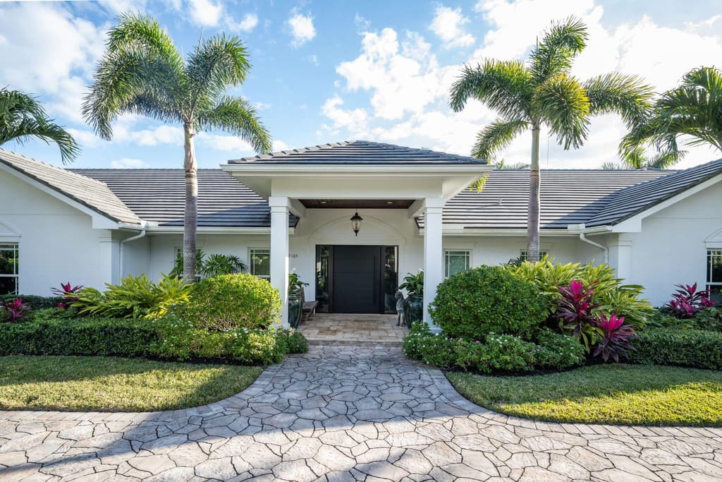2105 Windward Way - Photo 4